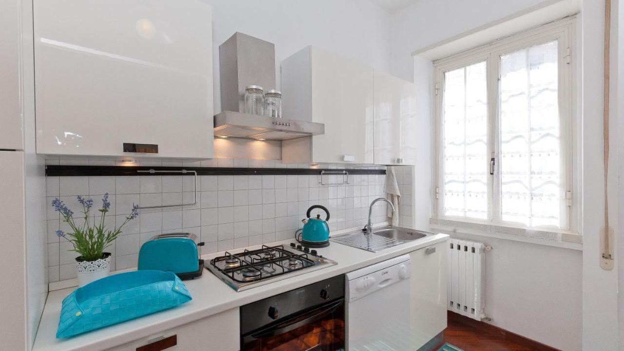Pateras Flower-rental In Appartement